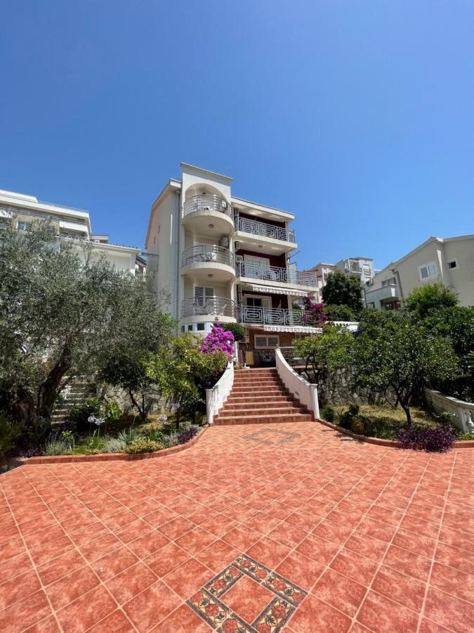 Apartmani Iva Becici Exterior photo